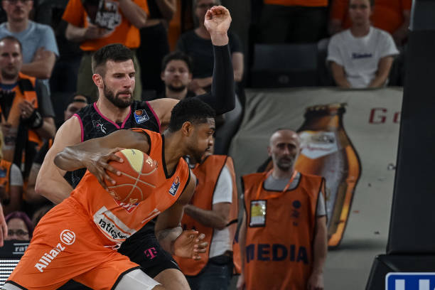 卢深知这一 卢深知这一