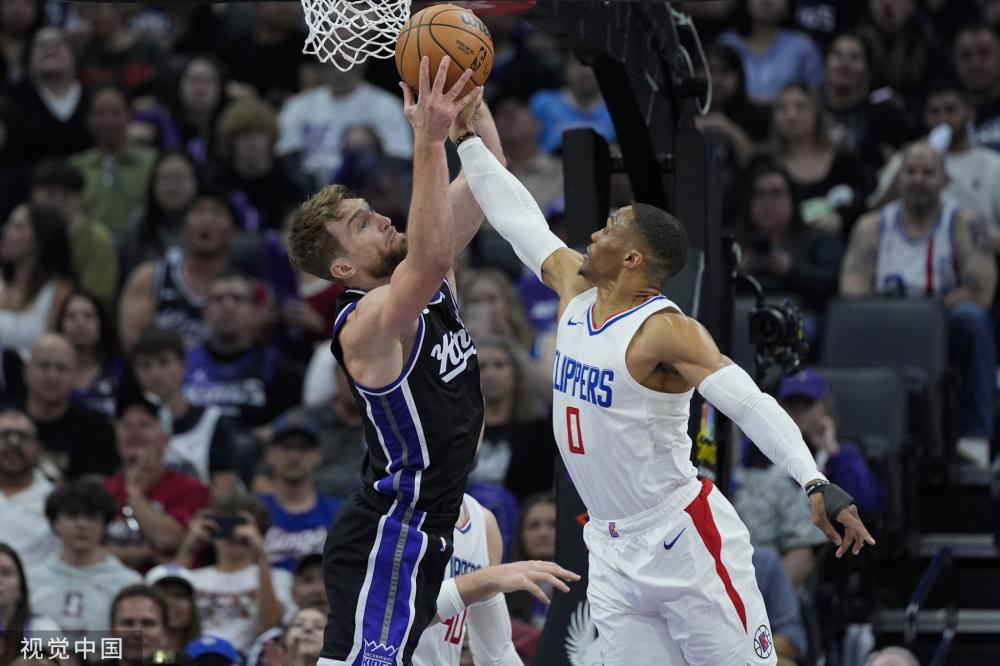 在比赛中出 在比赛中出